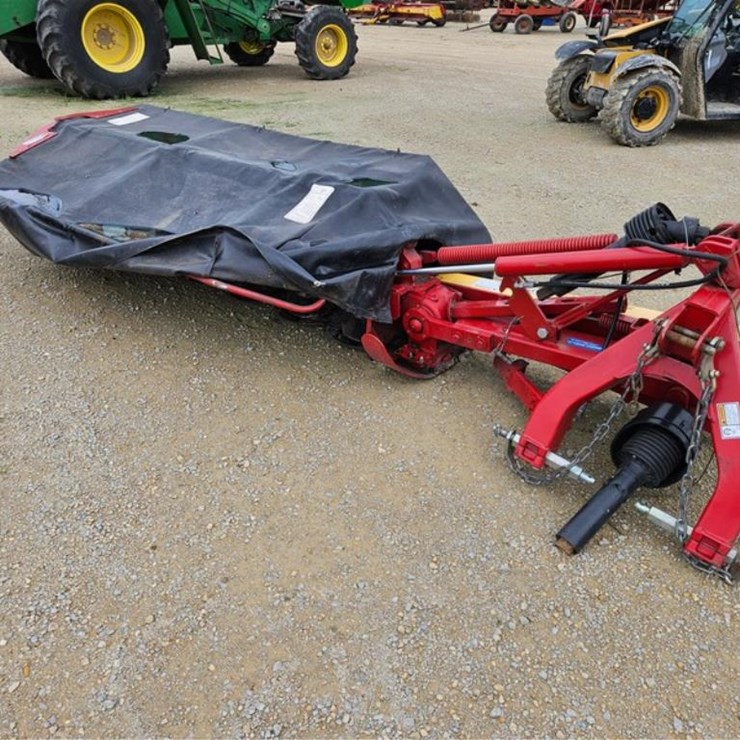 NEW HOLLAND H6740