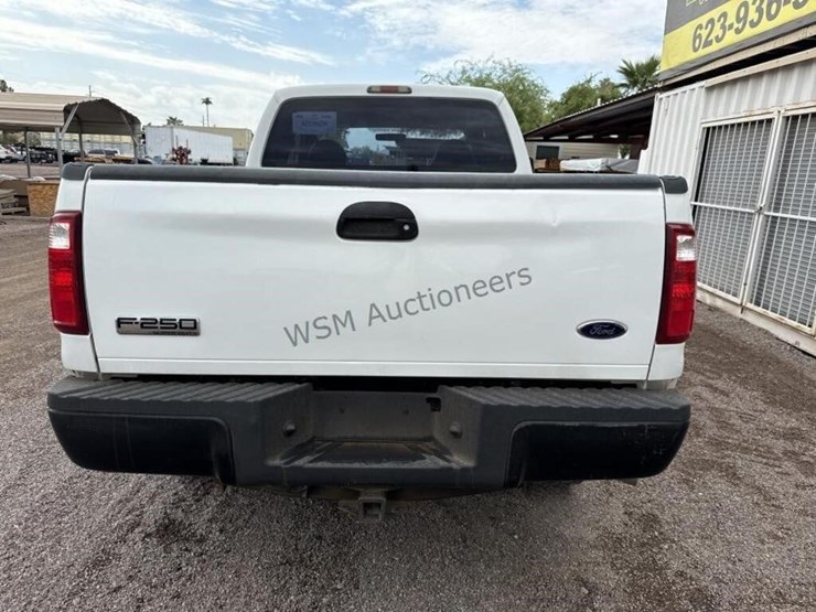 2009-ford-f350-image-7