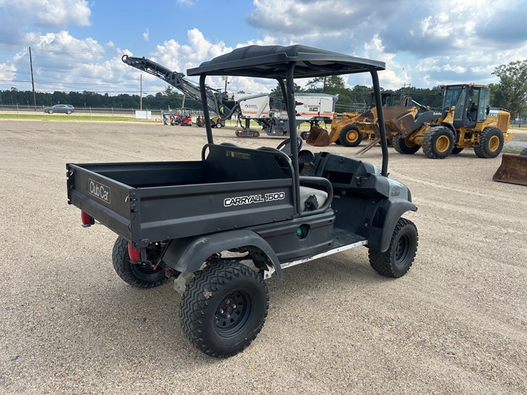 #63-•-carryall-1500,-4x4-intellitrak-kubota-engine,-with-lift-bed-image-3