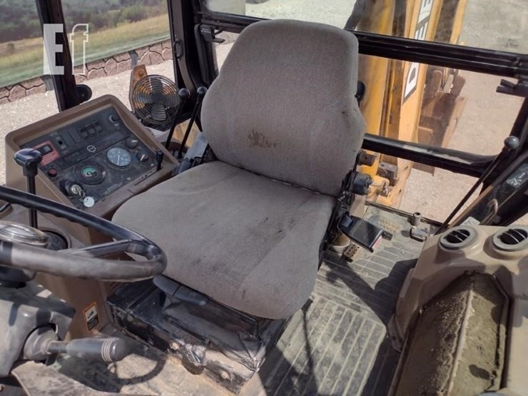 1999-deere-410e-image-15