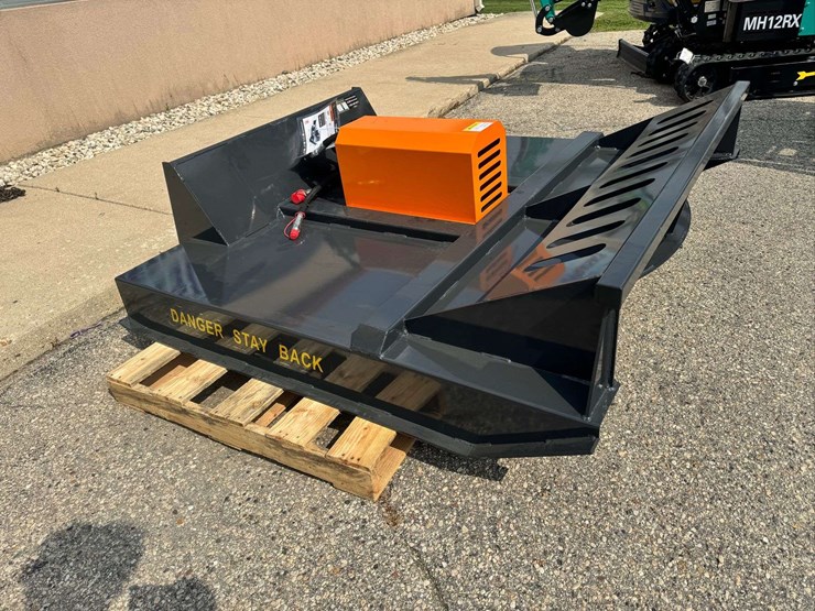 wolverine-bc-13-72w-72-inch-skid-steer-brush-cutter-image-1