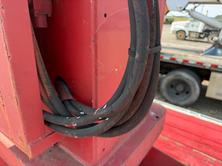 2012-ford-f750-image-32