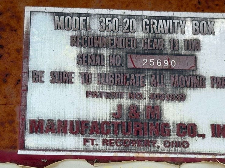 j+m-gravity-box,-24”-extension,-385/65r22.5-tires-on-j+m-8-bolt-rim-running-gear,-comes-with-side-or-image-11
