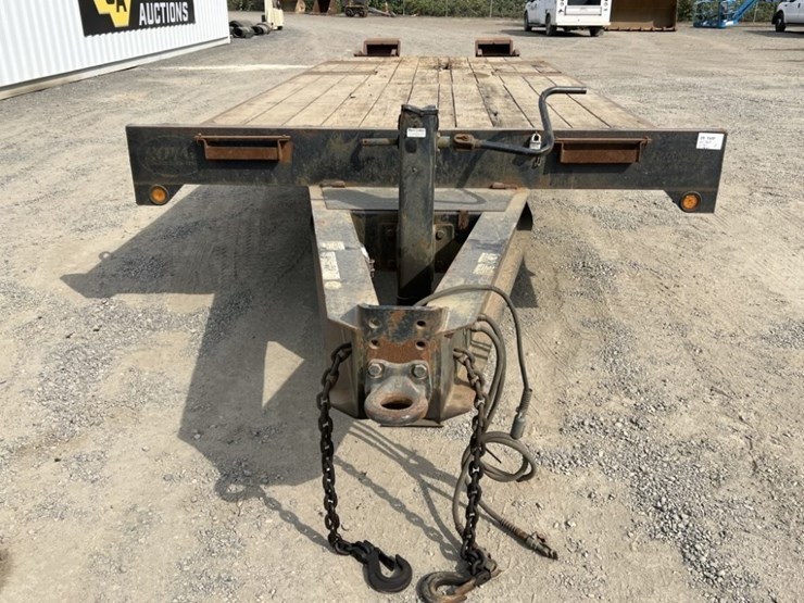 towmaster-t/a-equipment-trailer-image-8