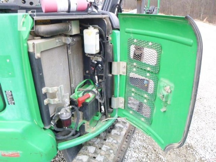 2021-takeuchi-tl6r-image-44