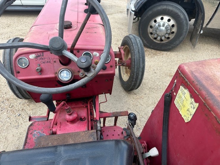 mahindra-575-di-image-60