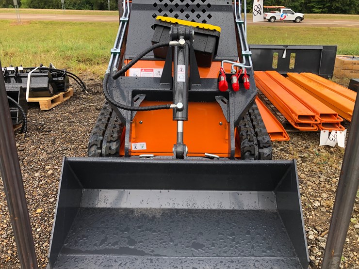 #88-•-landhero-mini-skid-steer-image-2