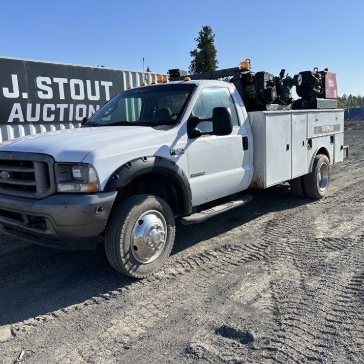 2004 FORD F550 SD