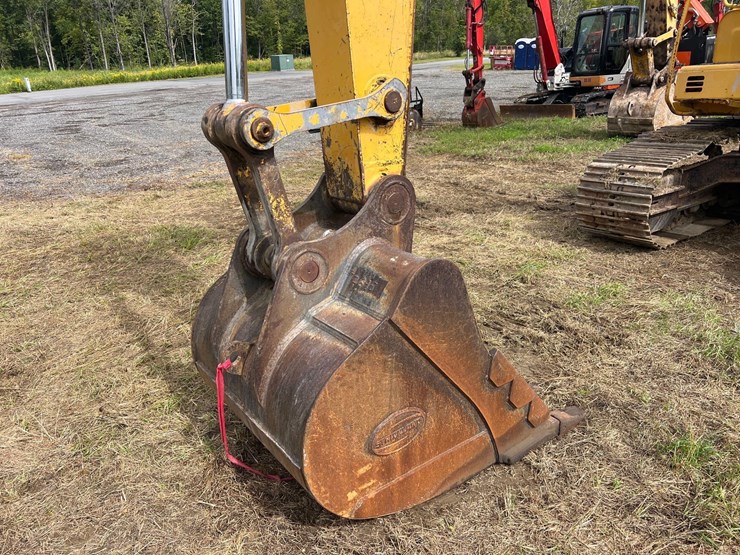 deere-160c-lc-image-15