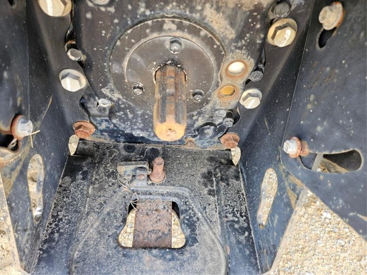 john-deere-5225-image-26