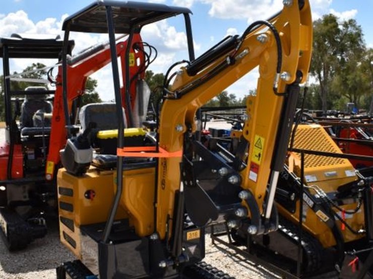 mx-12rx-mini-excavator-(serial-#-mx12rx2025j001040)-(k)-image-2