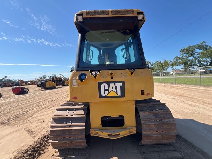 2017-caterpillar-d5k2-lgp-image-3