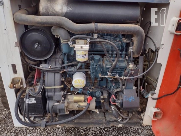 2007-bobcat-t300-image-36