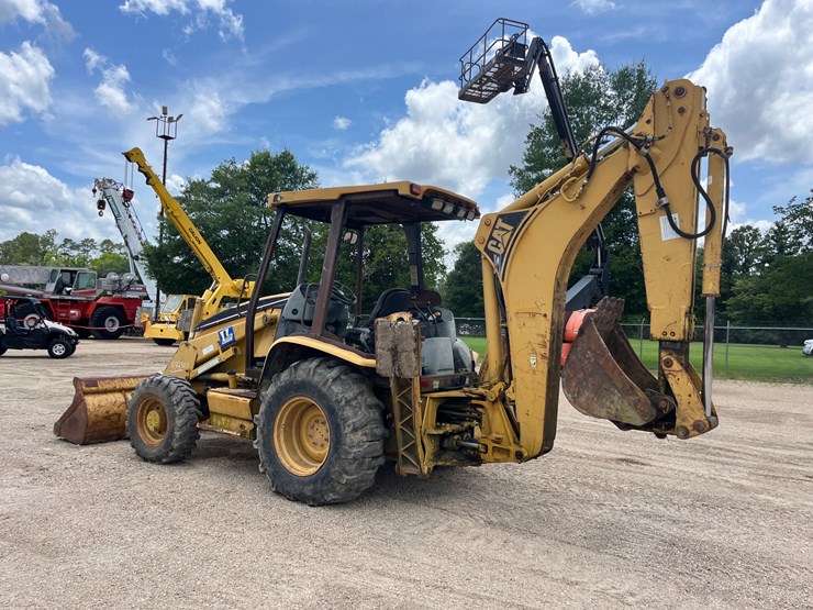 caterpillar-416d-image-6