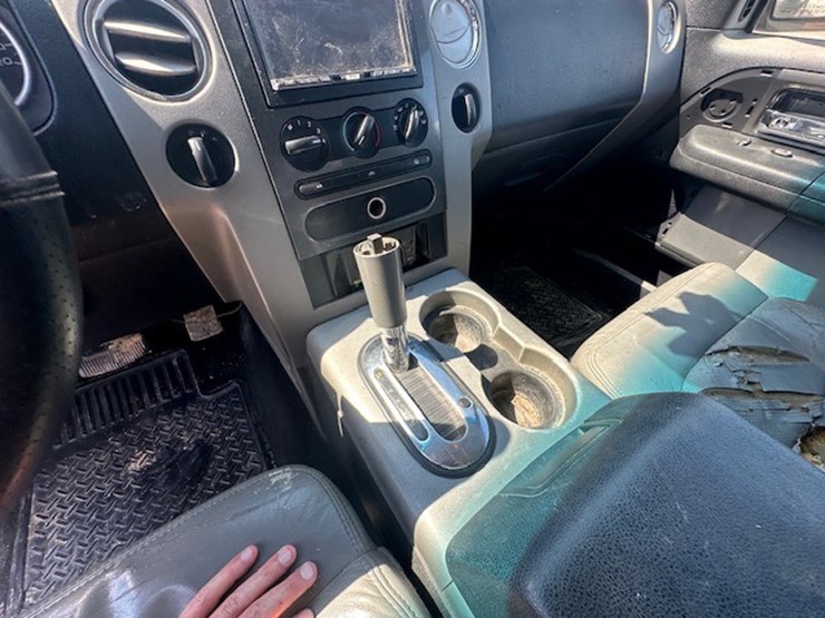 2004-ford-f150-image-46
