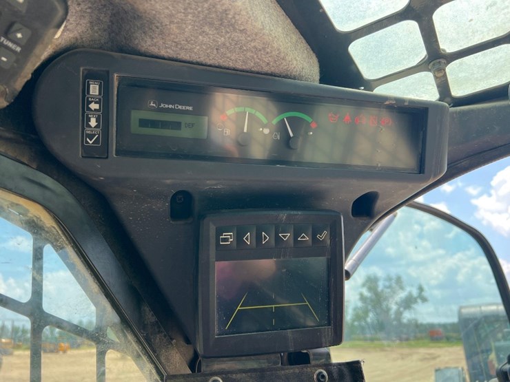 2020-deere-333g-image-33