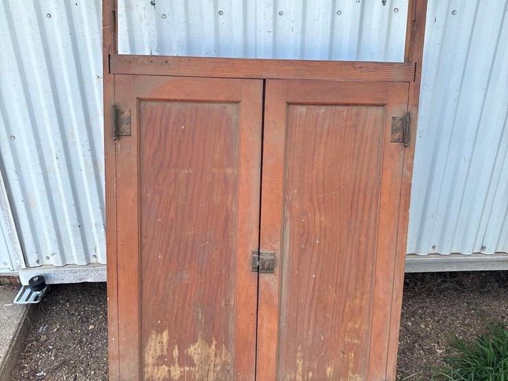 wood-cabinet-door-image-2