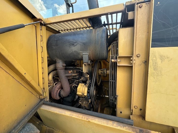 caterpillar-918f-image-38
