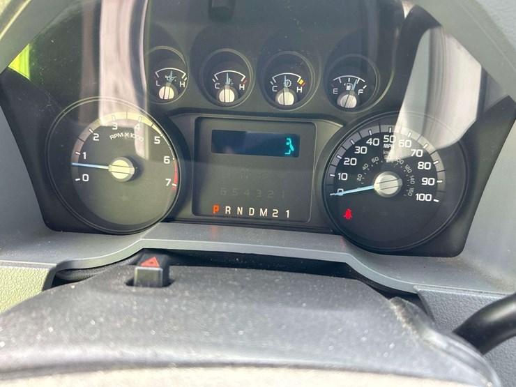 2015-ford-f350-image-12