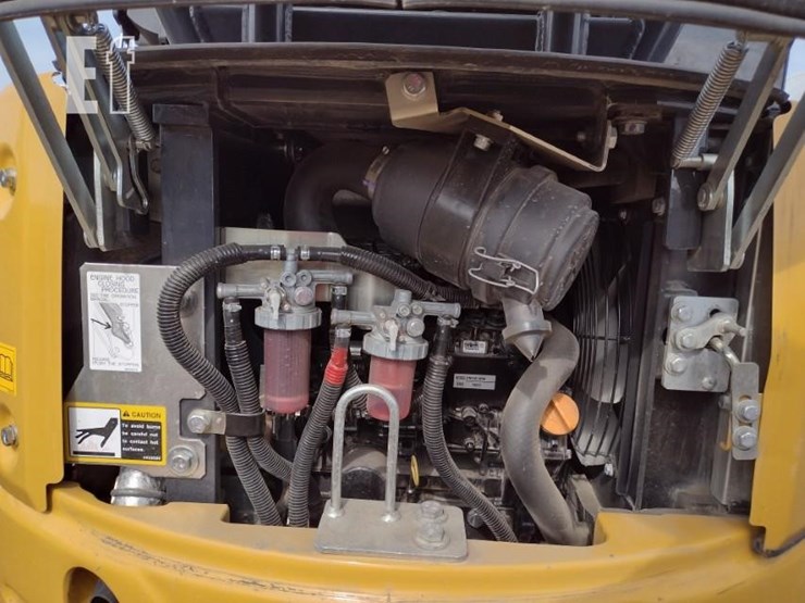 2022-deere-17g-image-42