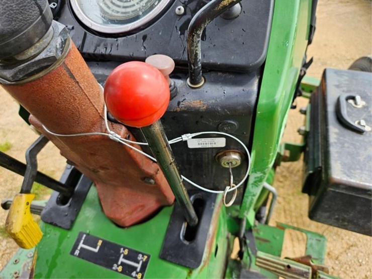 john-deere-2155-image-32
