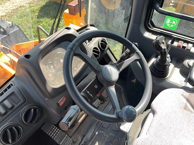 2015-hyundai-hl730-9a-image-14