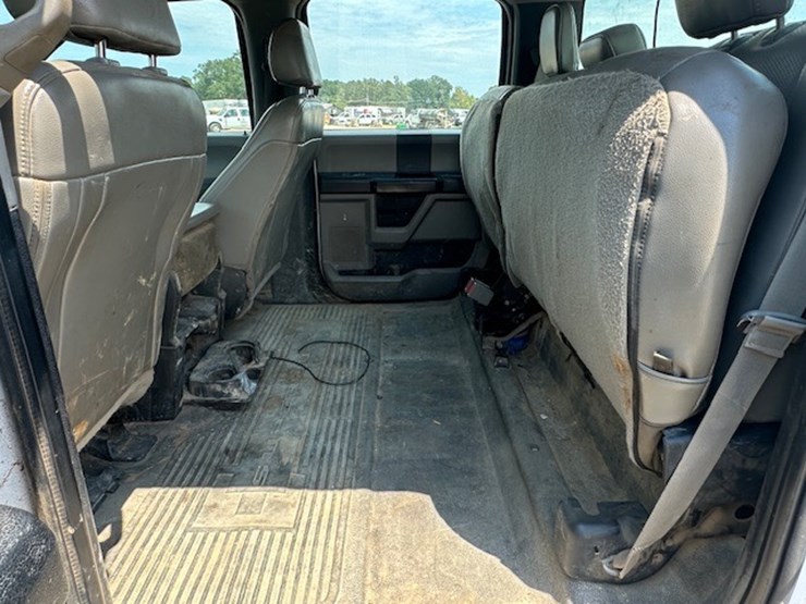 2019-ford-f250-image-25