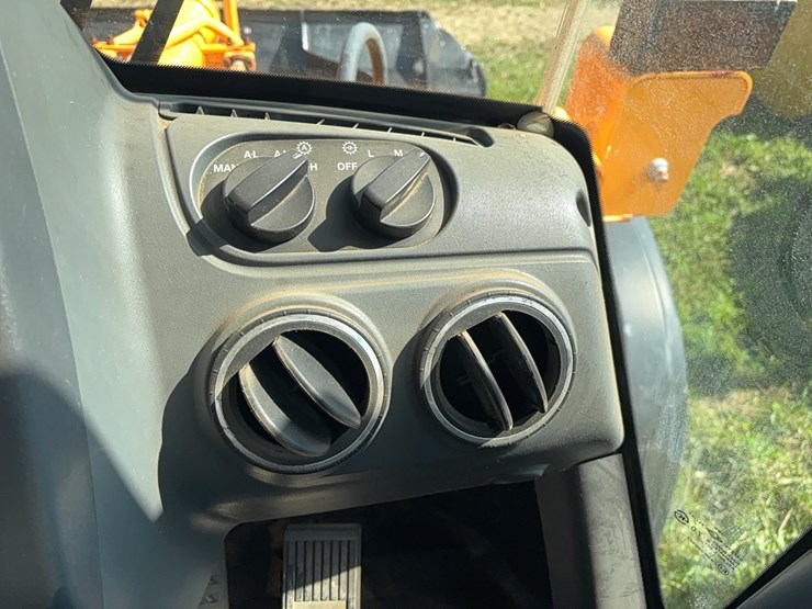 2015-hyundai-hl730-9a-image-15