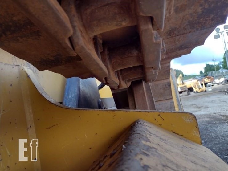 deere-650k-xlt-image-38