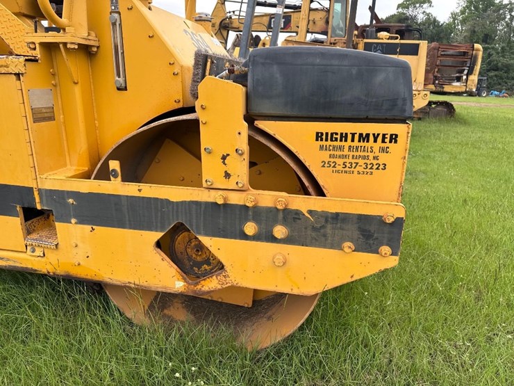 caterpillar-cb-434-image-11