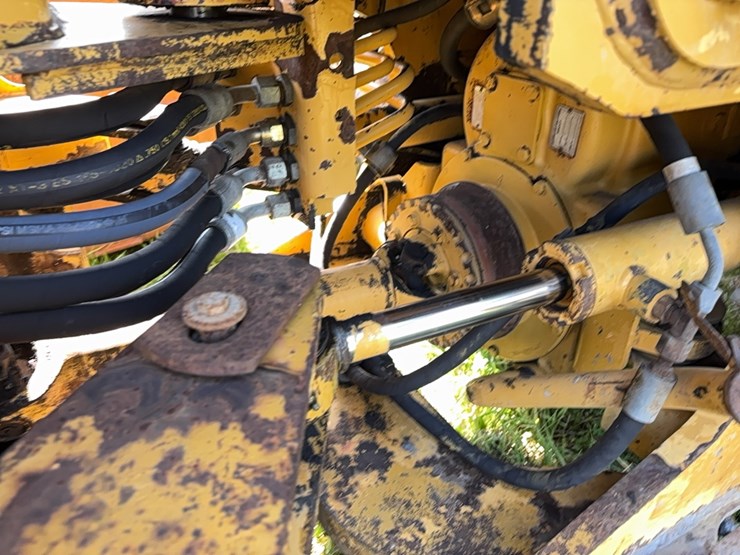 caterpillar-it18f-image-17