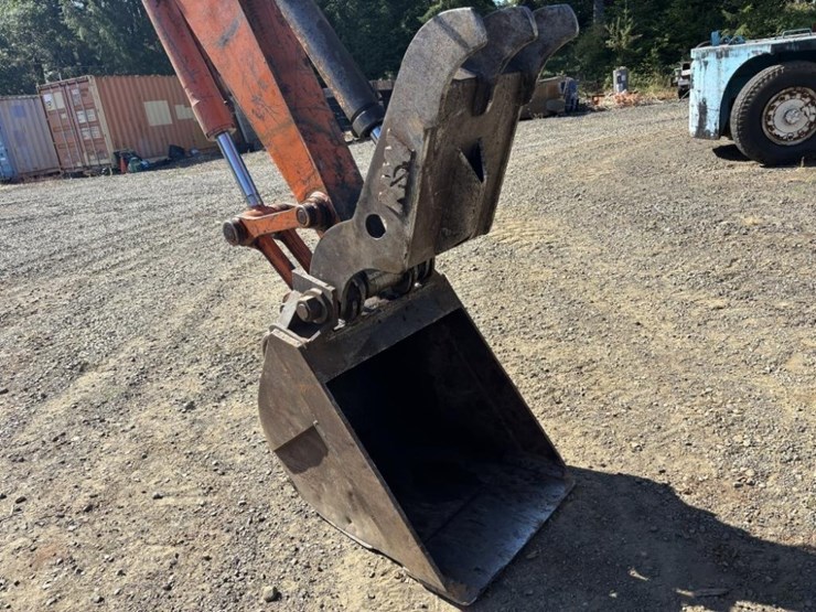 hitachi-ex60urg-image-21