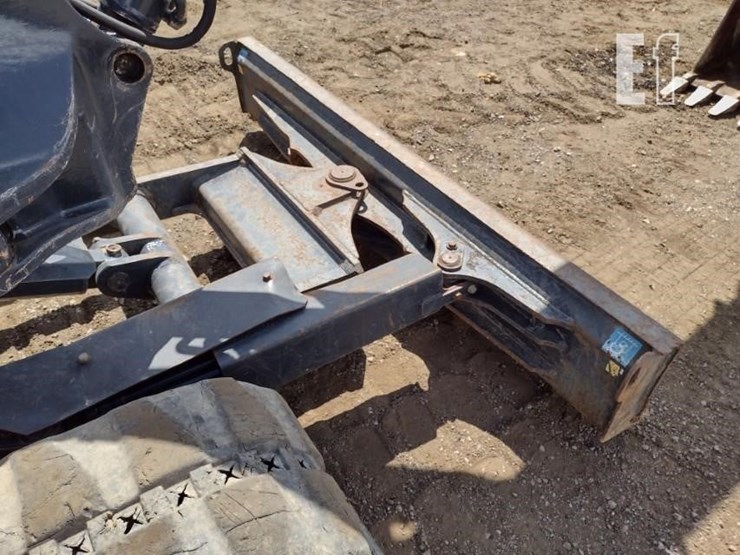 2017-deere-50g-image-22