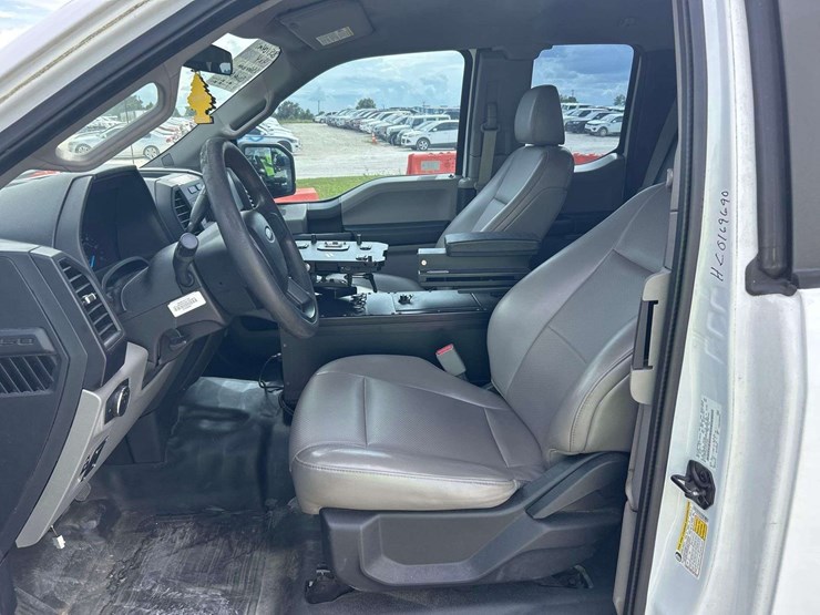 2017-ford-f150-image-14