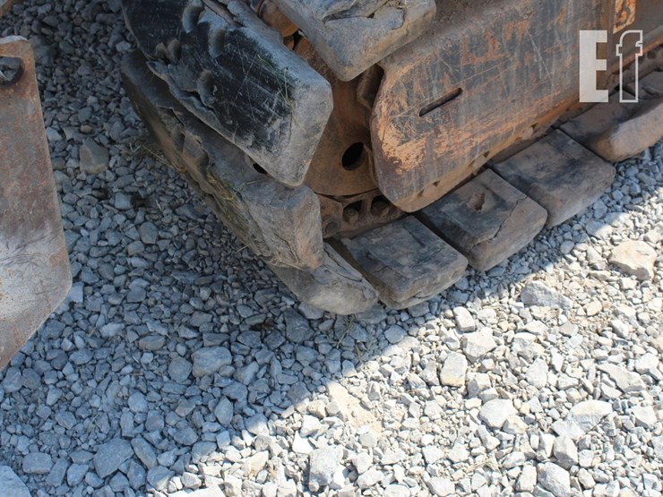 2020-deere-85g-image-4