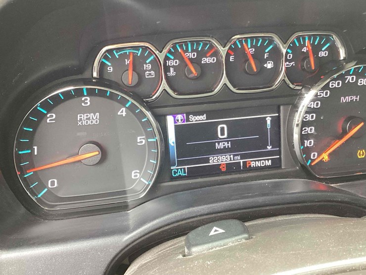 2015-chevrolet-silverado-1500-image-53