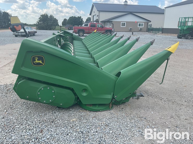 2020-john-deere-c12r-image-6