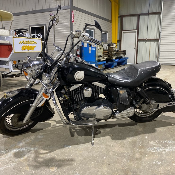 #118 • 2001 KAWASAKI VN1500 MOTORCYCLE