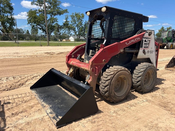 takeuchi-ts60r-image-8