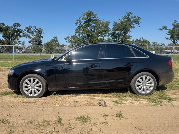 2013-audi-a4-20t-sedan-image-1