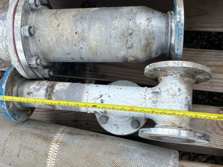 1500-gal.-stainless-steel-chemical-mixing-tank-and-stainless-fittings-image-12