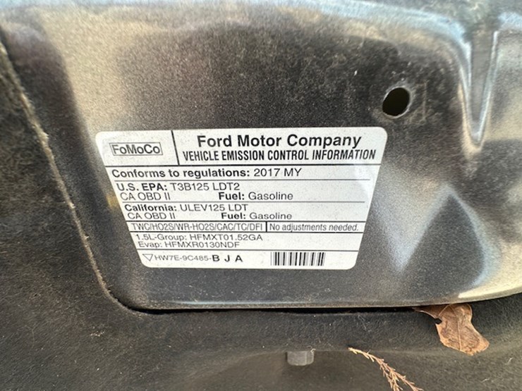 2017-ford-escape-image-54