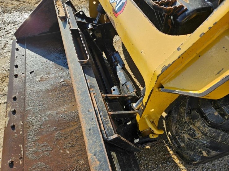 caterpillar-226d3-image-14
