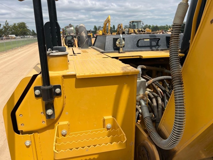 2018-caterpillar-313-image-21