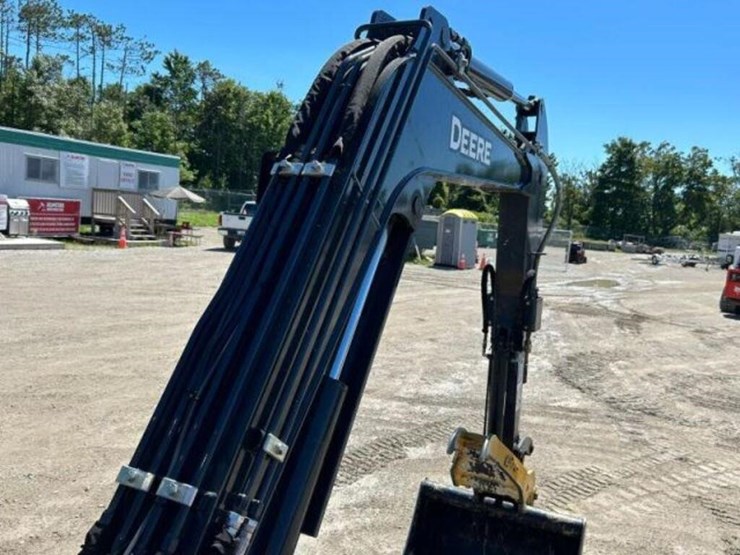 2023-deere-50g-image-32