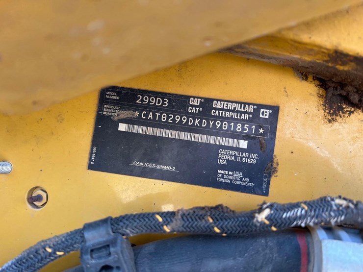 2020-caterpillar-299d3-image-25