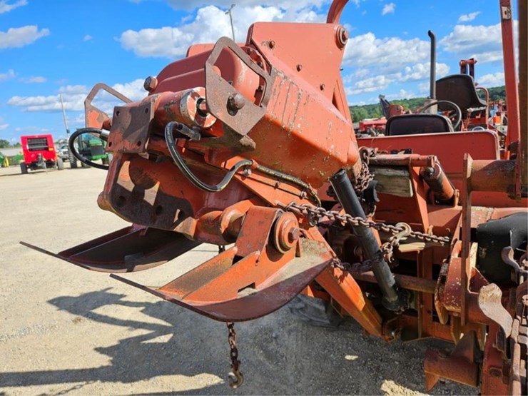ditch-witch-5110-image-30