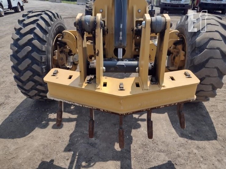 2020-deere-670gp-image-23