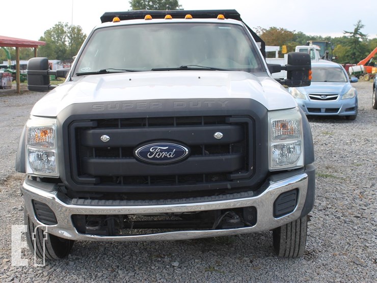 2016-ford-f550-image-9