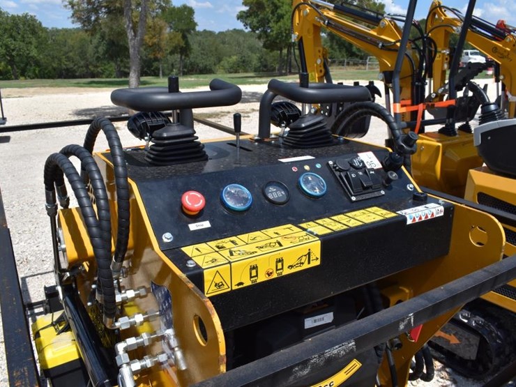 mx-crt23-mini-skid-steer-(serial-#-mxcrt232025j00083)-(k)-image-5